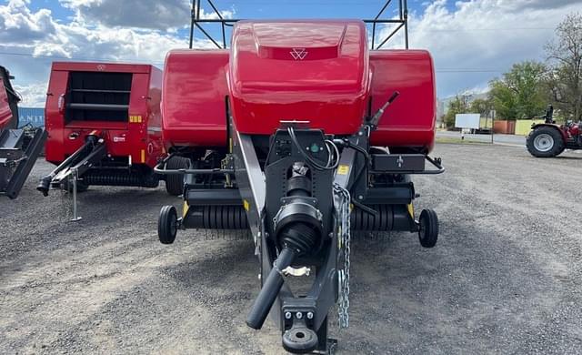 Image of Massey Ferguson LB2233 equipment image 1