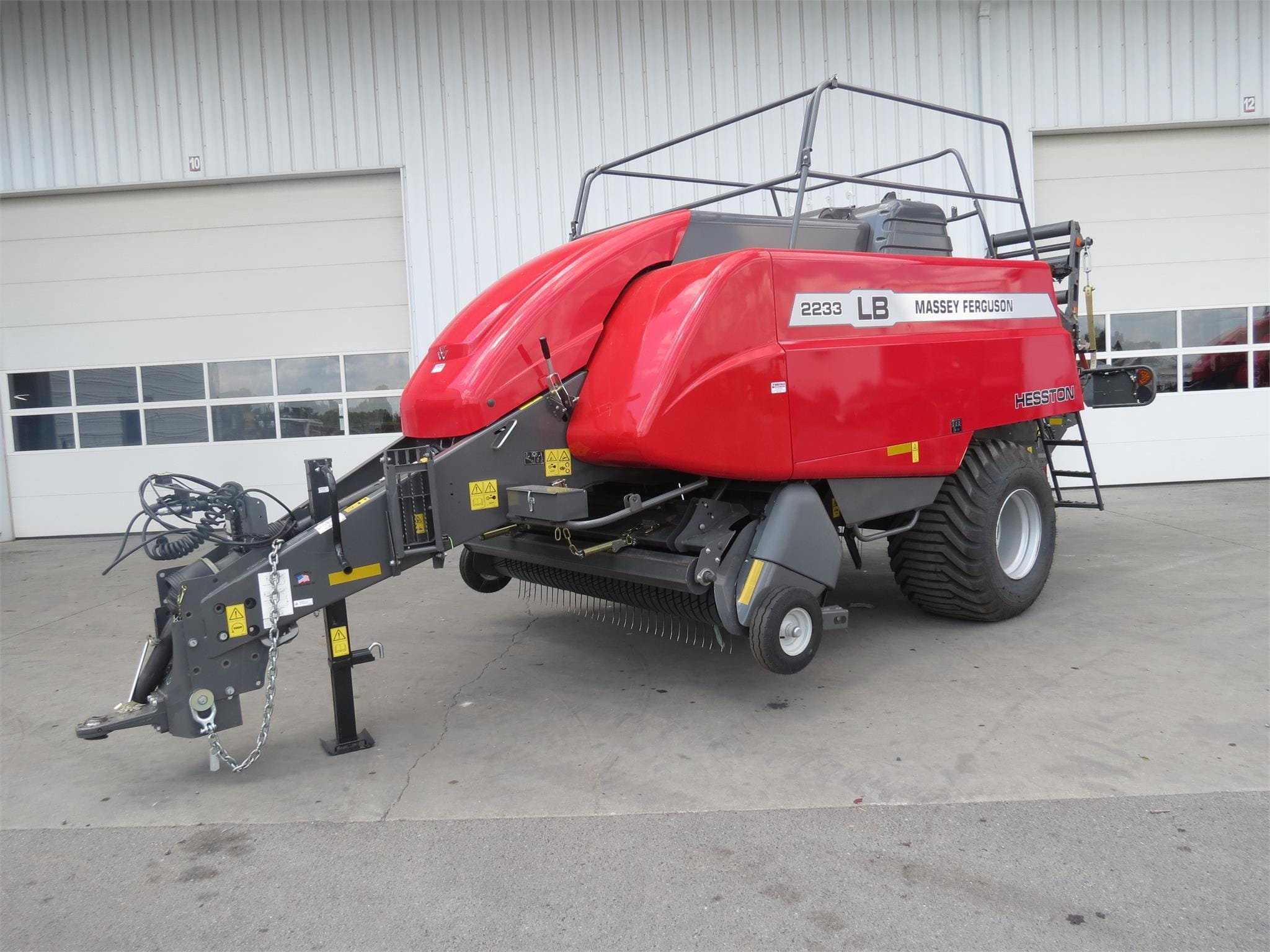 2024 Massey Ferguson LB2233 Equipment Image0