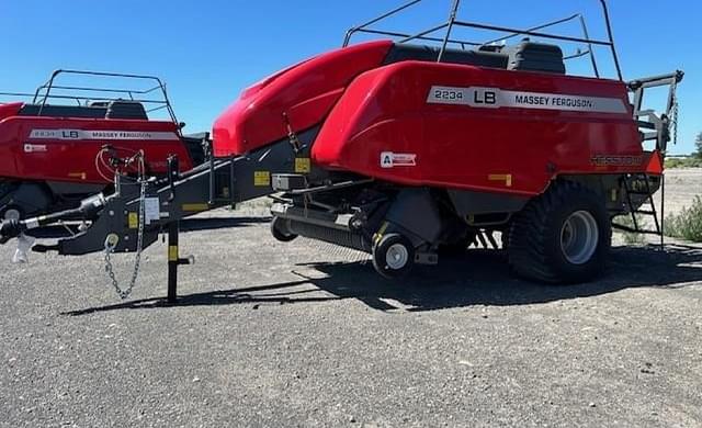 Image of Massey Ferguson LB2234 equipment image 3