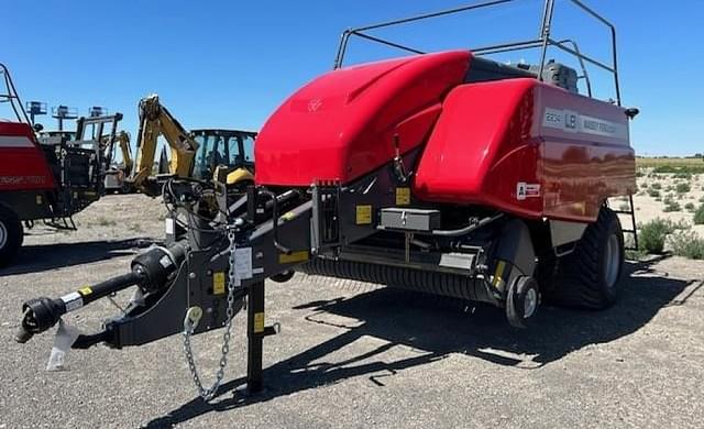 Image of Massey Ferguson LB2234 equipment image 2