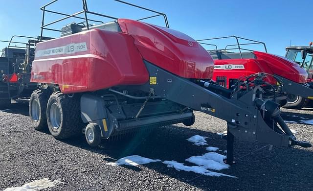 Image of Massey Ferguson LB2234 equipment image 3