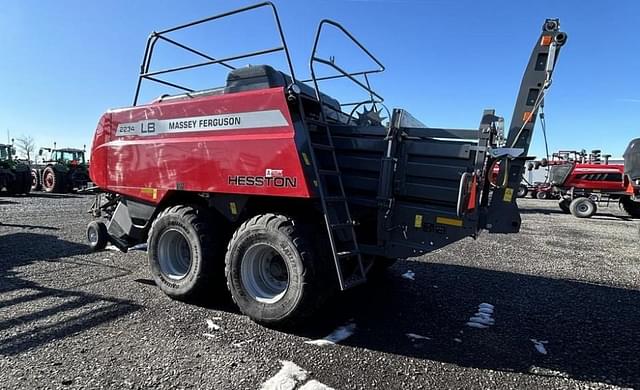 Image of Massey Ferguson LB2234 equipment image 4