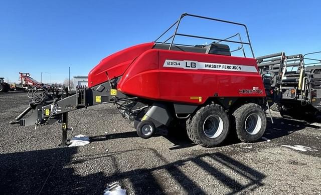 Image of Massey Ferguson LB2234 equipment image 1