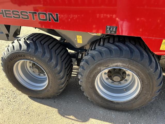 Image of Massey Ferguson LB2234 equipment image 3