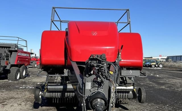 Image of Massey Ferguson LB2234 equipment image 3