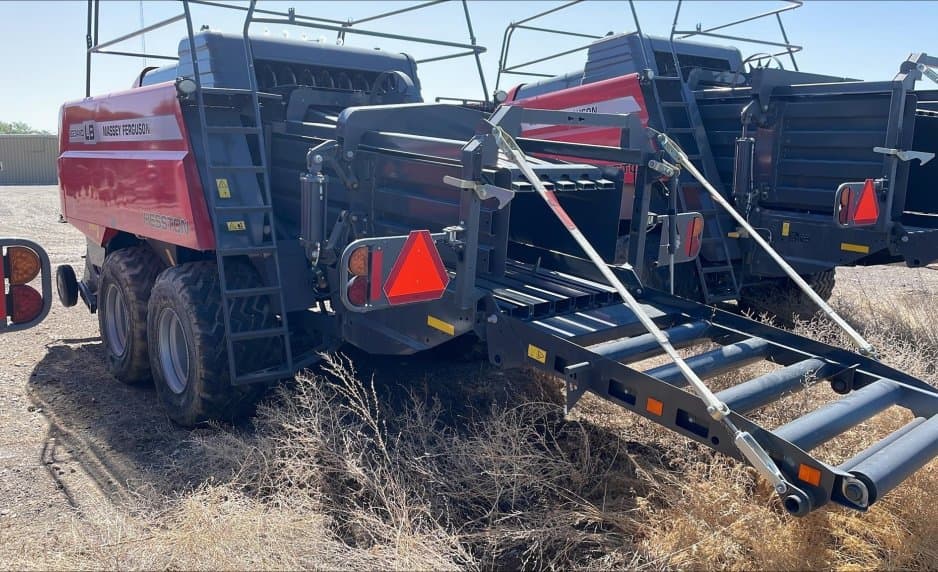 Image of Massey Ferguson LB2234 Image 1