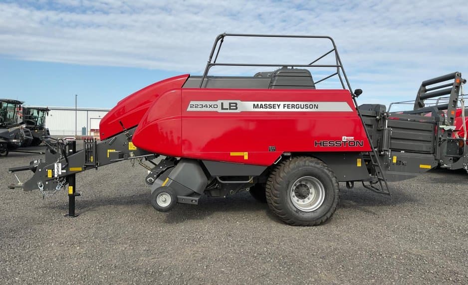 Image of Massey Ferguson LB2234 Primary image