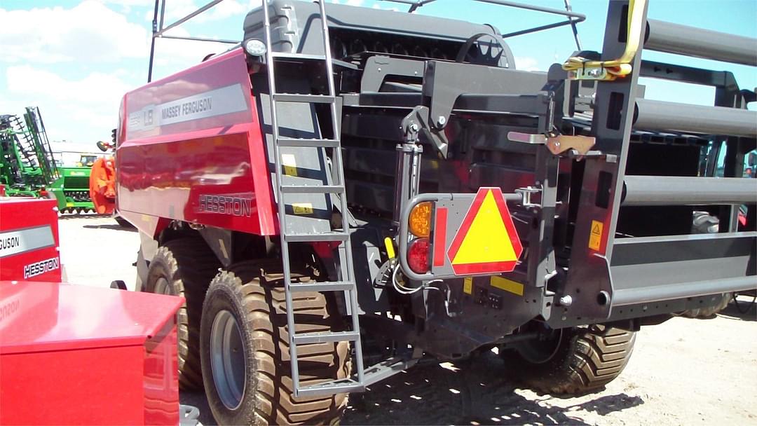 Image of Massey Ferguson LB2234 Image 1