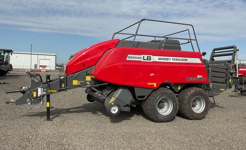 Image of Massey Ferguson LB2234 Primary image