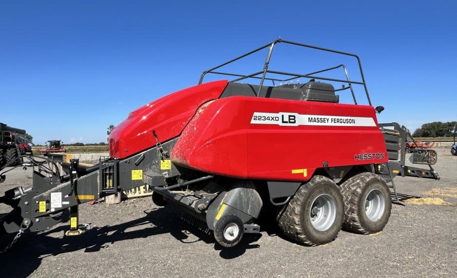 Image of Massey Ferguson LB2234 Primary image
