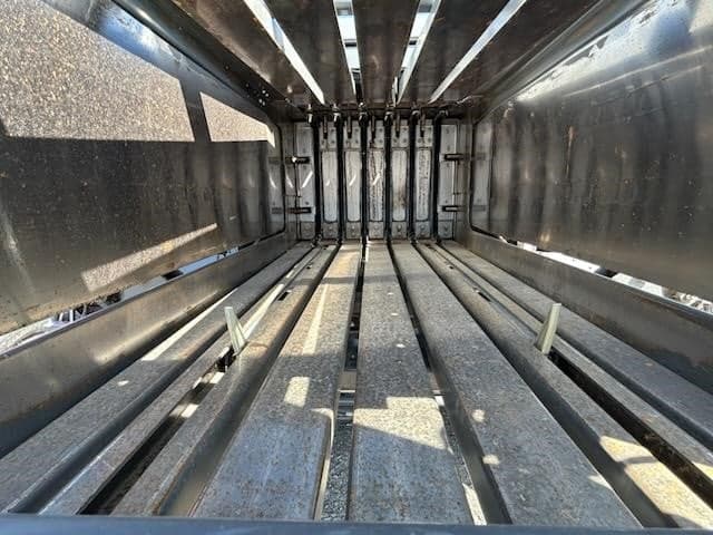 Image of Massey Ferguson LB2234 equipment image 4