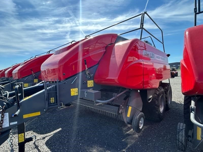 Image of Massey Ferguson LB2234 Primary image