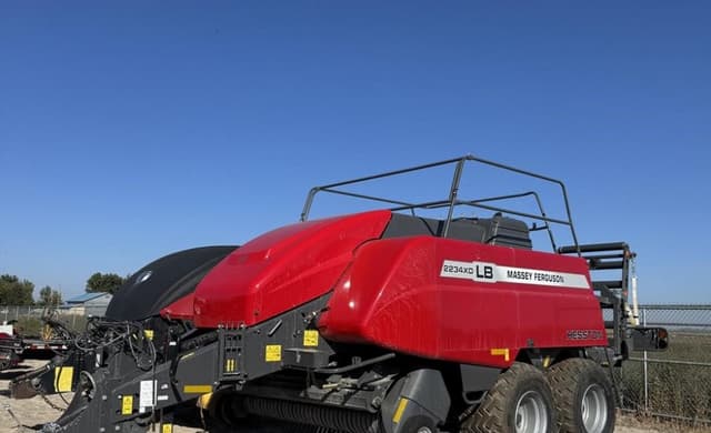 Image of Massey Ferguson LB2234 equipment image 1