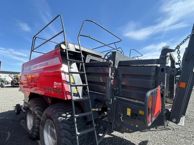 Image of Massey Ferguson LB2234 equipment image 2