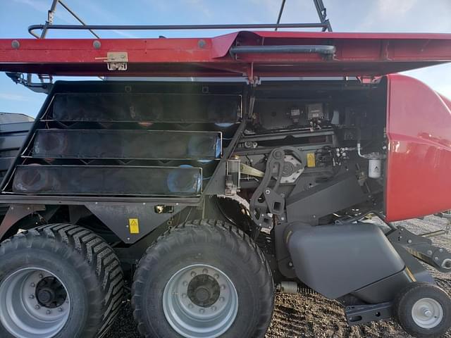 Image of Massey Ferguson LB2234XD equipment image 4