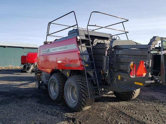 Image of Massey Ferguson LB2234XD equipment image 1