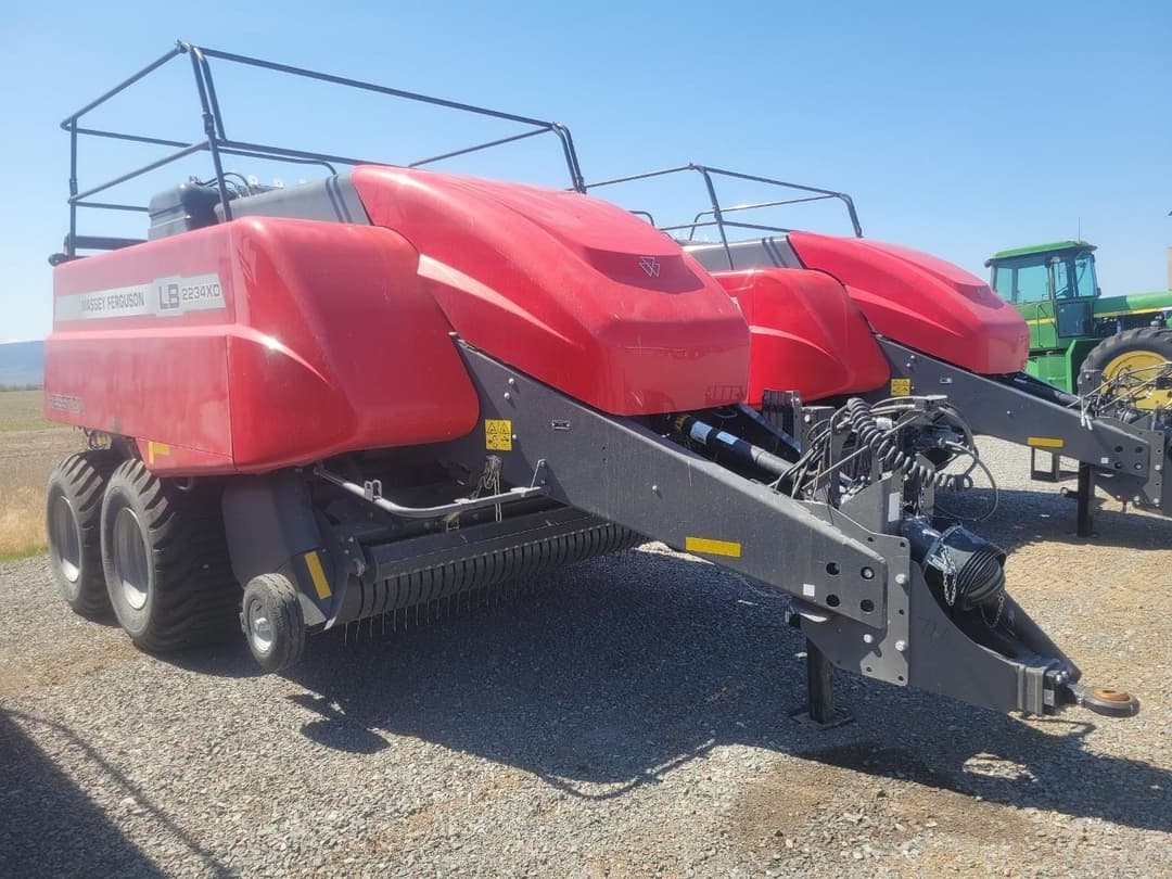 Image of Massey Ferguson LB2234XD Primary image