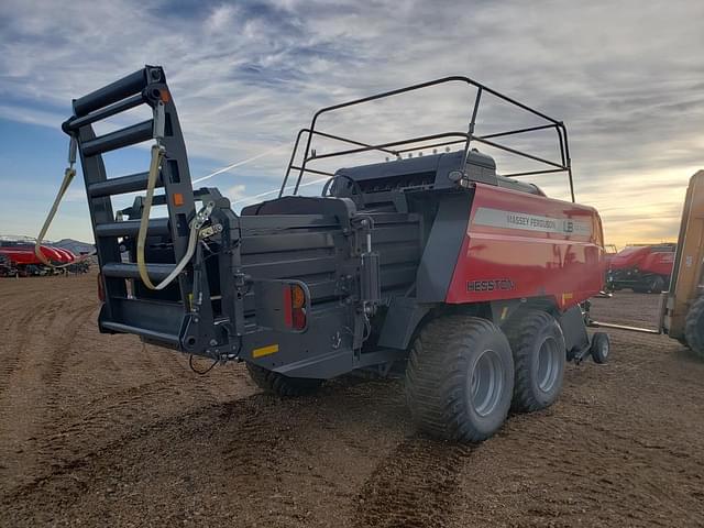 Image of Massey Ferguson LB2234XD equipment image 2