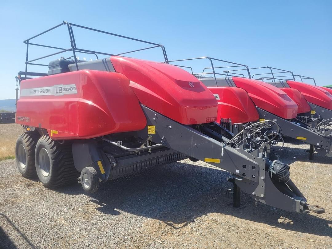 Image of Massey Ferguson LB2234XD Primary image
