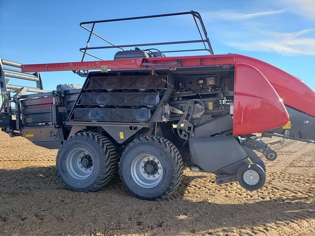 Image of Massey Ferguson LB2234XD equipment image 4