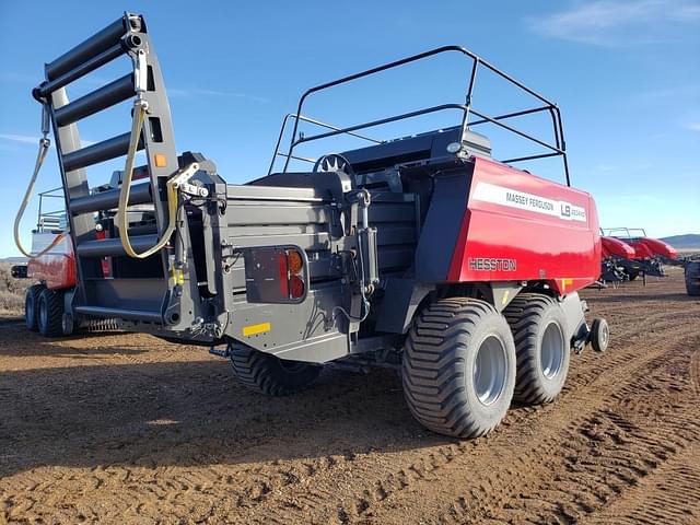 Image of Massey Ferguson LB2234XD equipment image 3