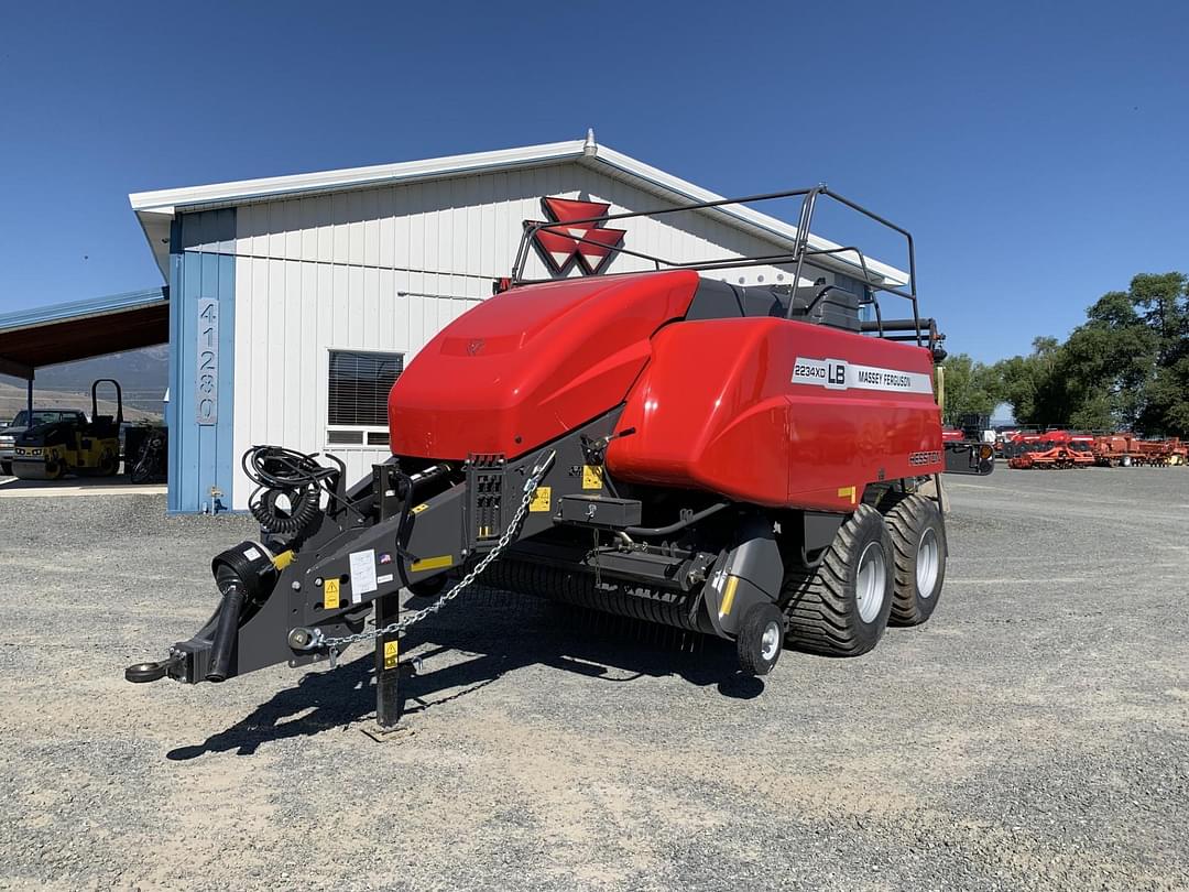 Image of Massey Ferguson LB2234XD Primary image