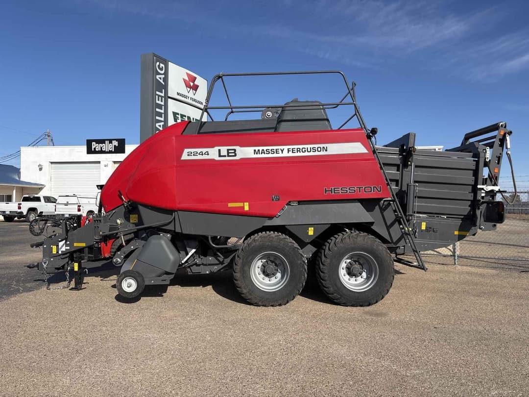 Image of Massey Ferguson LB2244 Primary image