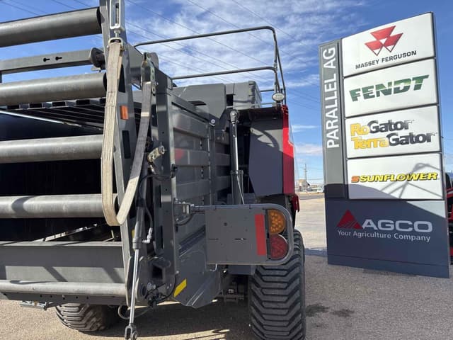 Image of Massey Ferguson LB2244 equipment image 2