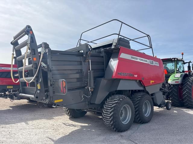 Image of Massey Ferguson LB2244 equipment image 1