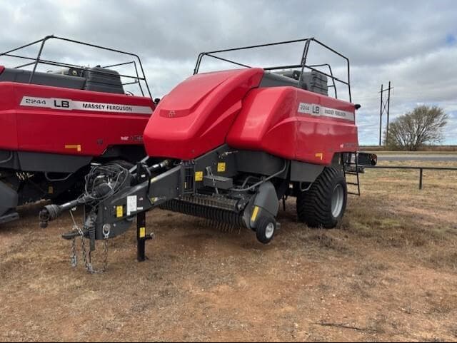 Image of Massey Ferguson LB2244 equipment image 1