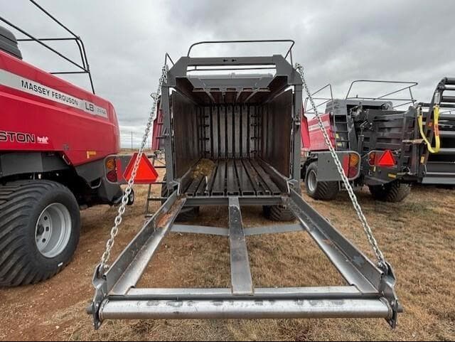 Image of Massey Ferguson LB2244 equipment image 3