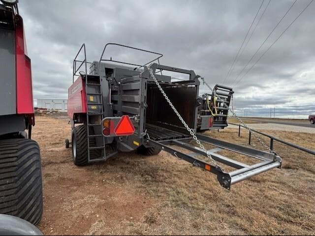 Image of Massey Ferguson LB2244 equipment image 2