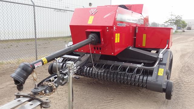 Image of Massey Ferguson 1840 equipment image 1