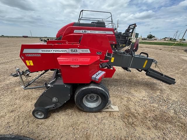 Image of Massey Ferguson 1840 Primary image