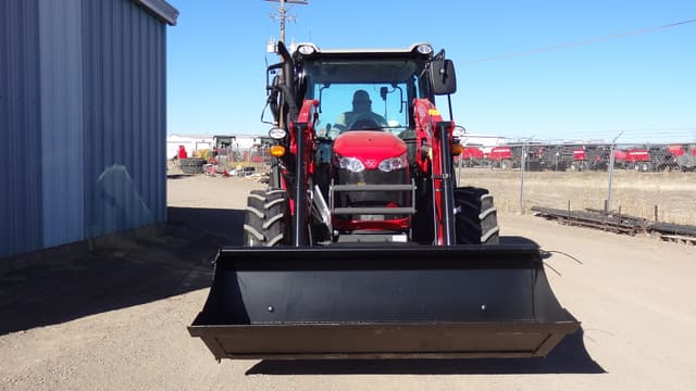 Image of Massey Ferguson 4709 equipment image 2