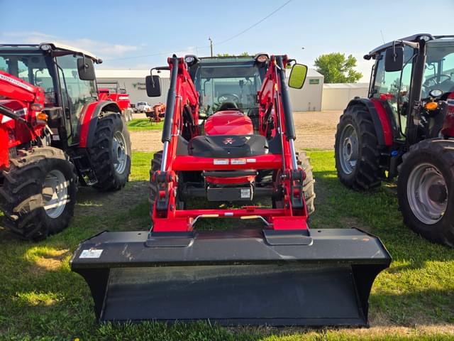 Image of Massey Ferguson 4710 equipment image 2