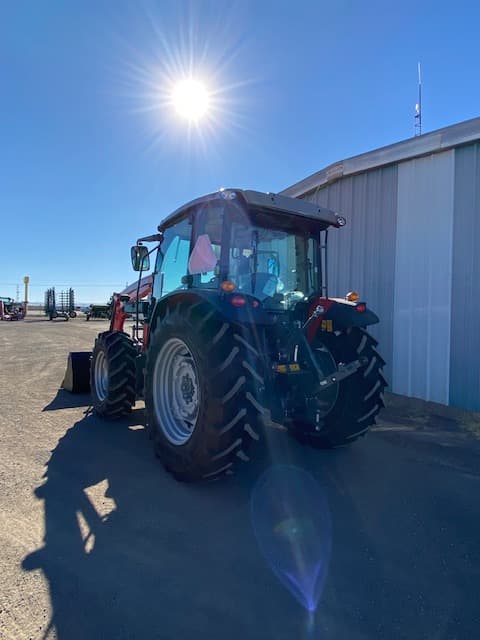 Image of Massey Ferguson 4710 equipment image 2
