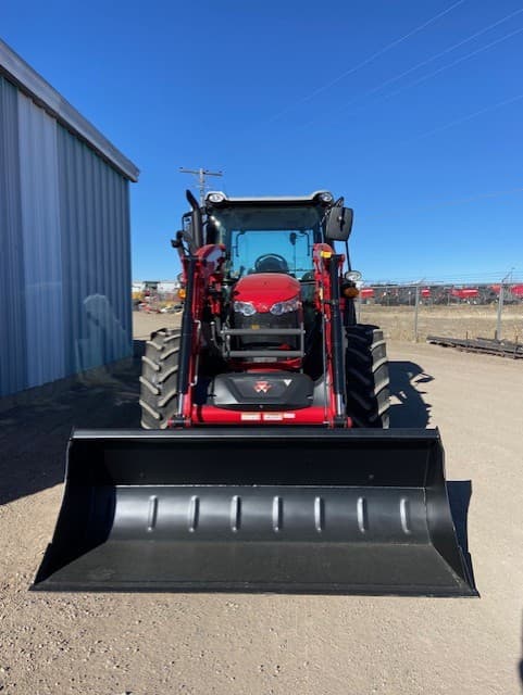 Image of Massey Ferguson 4710 equipment image 3