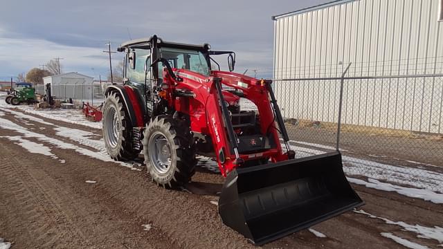 Image of Massey Ferguson 4710 equipment image 2