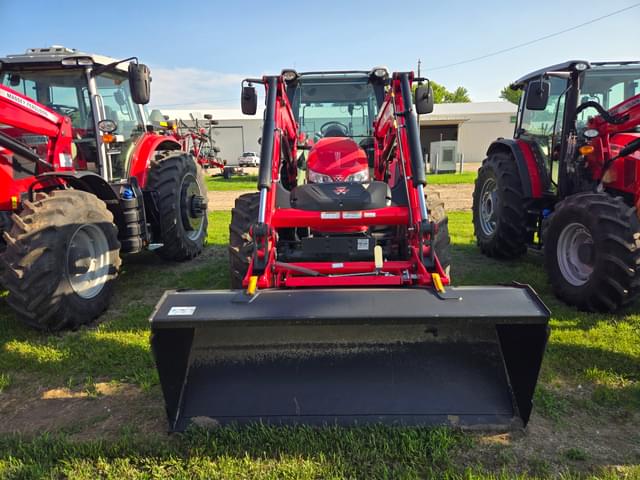 Image of Massey Ferguson 6712 equipment image 2
