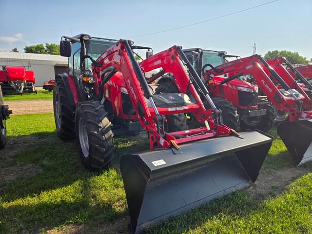 Image of Massey Ferguson 6712 equipment image 1