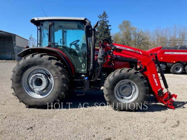 Image of Massey Ferguson 6713 equipment image 4