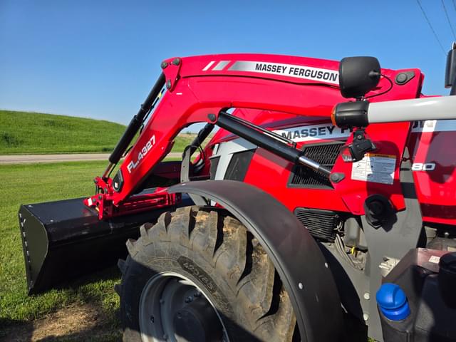 Image of Massey Ferguson 7S.180 equipment image 3