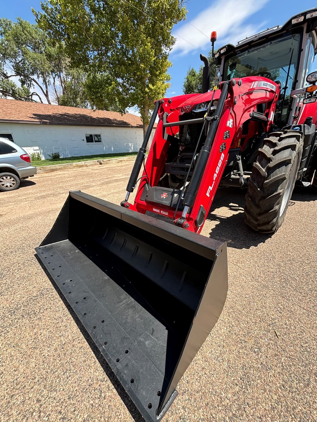 Image of Massey Ferguson FL4628 Image 1