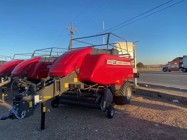 Image of Massey Ferguson LB2233 equipment image 3