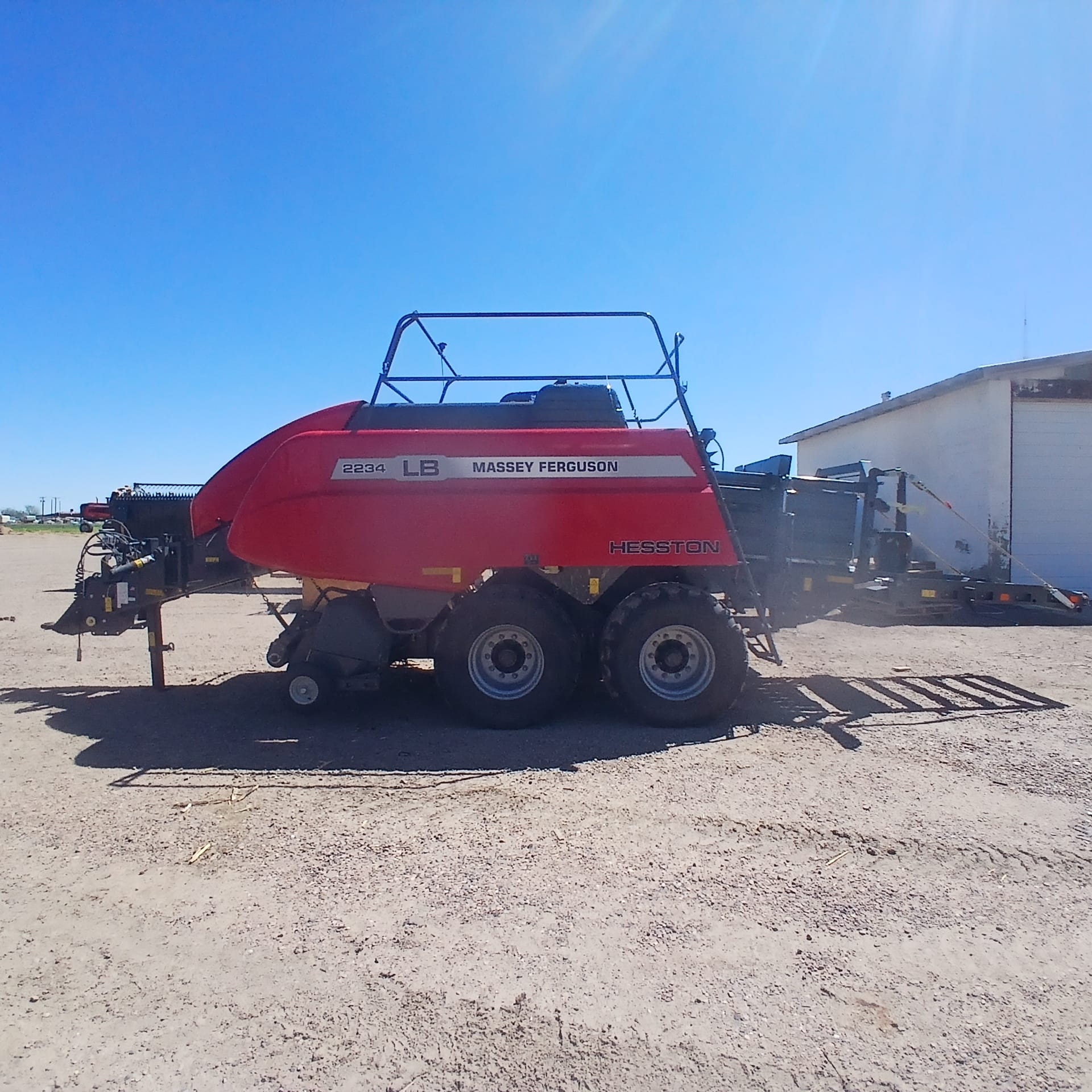 2024 Massey Ferguson LB2234 Equipment Image0