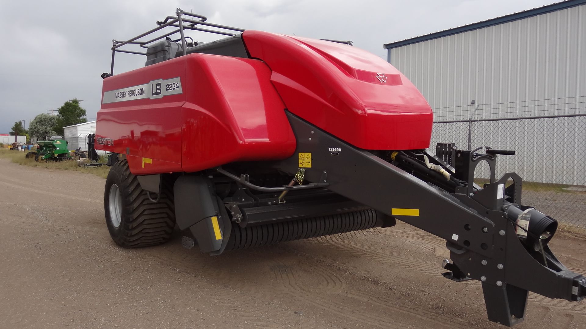 Main image Massey Ferguson LB2234