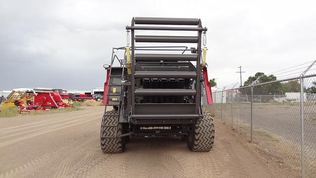 Image of Massey Ferguson LB2234 equipment image 3