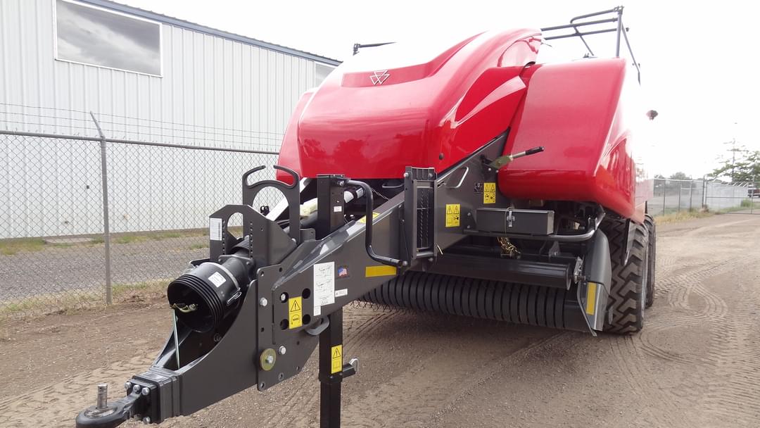 Image of Massey Ferguson LB2234 Image 1