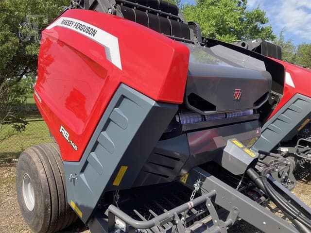 Image of Massey Ferguson RB.146 equipment image 4